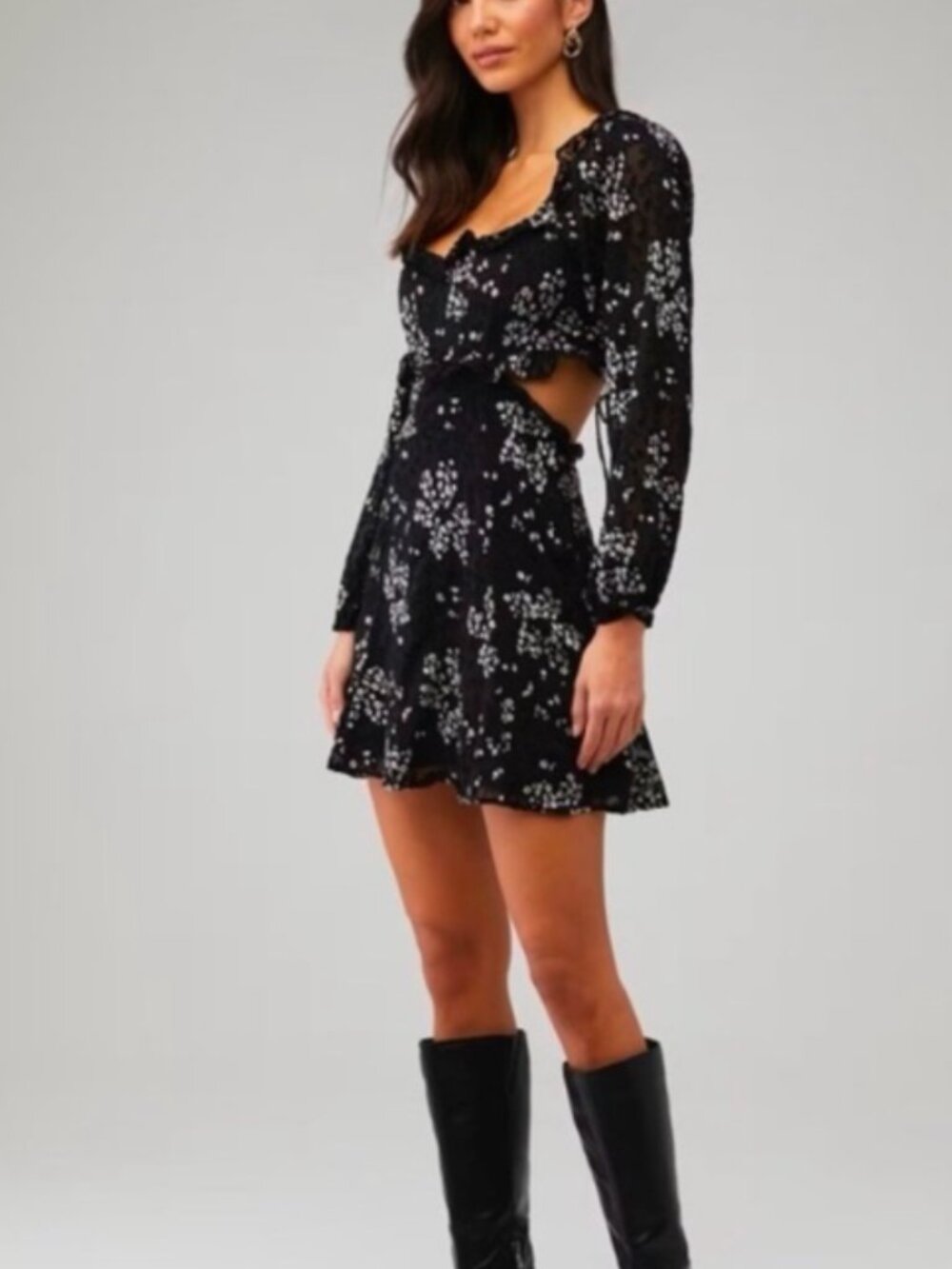 Astr Black Floral Long-Sleeve Mini Dress